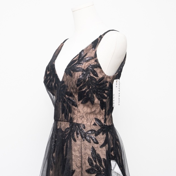 Dress The Population Courtney Sequin Overlay Dress Small - Picture 10 of 16